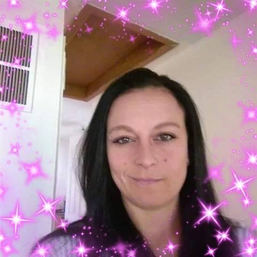 Meet your Posher, Alicia